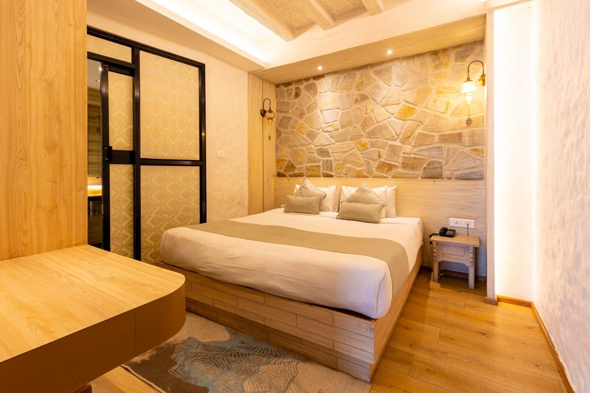 Arushi Boutique Hotel Kathmandu Exterior photo